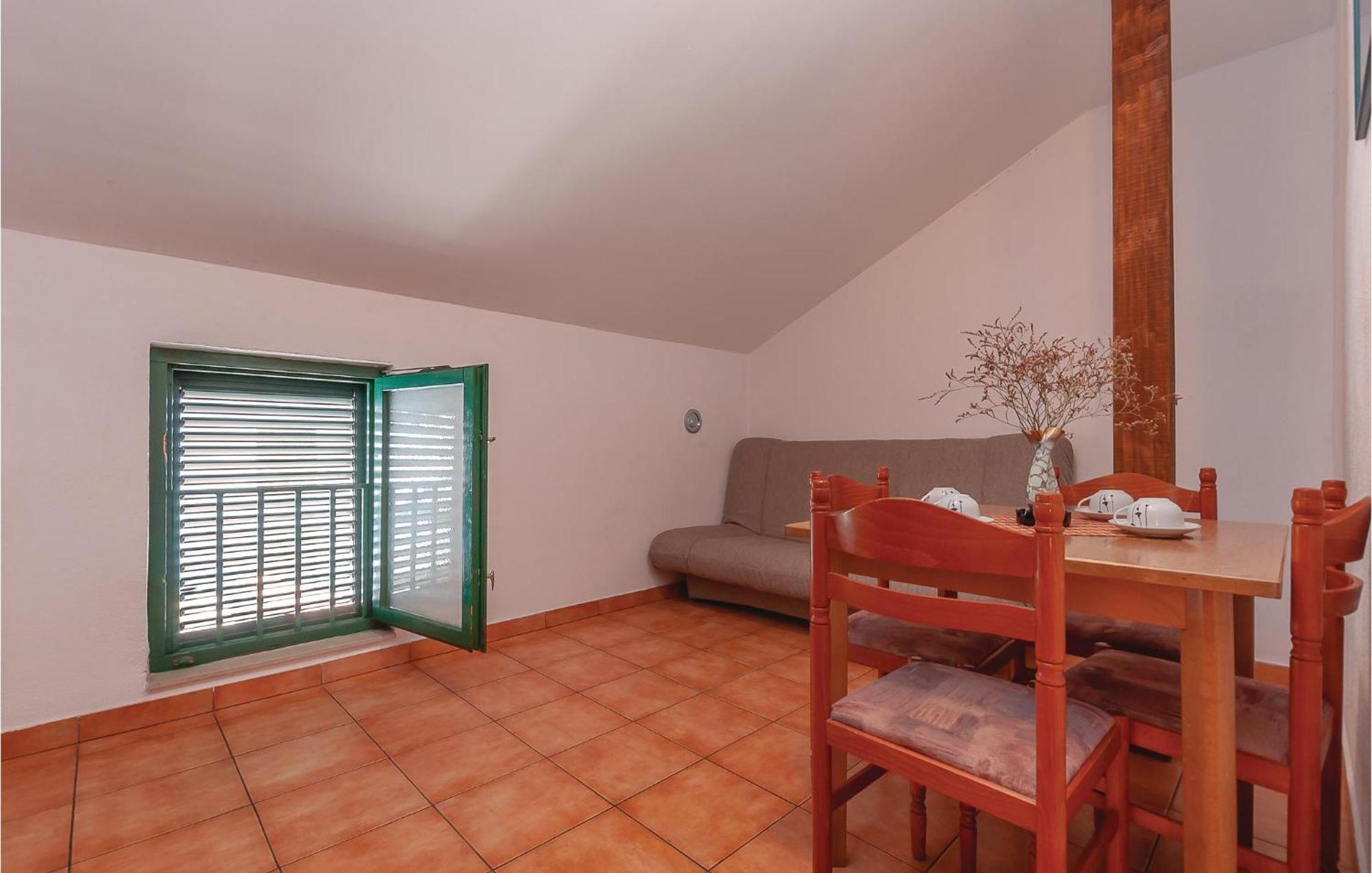 Gorgeous Apartment In Tisno With Kitchen Exterior foto